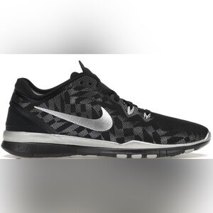Nike Free 5.0 Black and silver Sneakers athletic workout patterned checkered